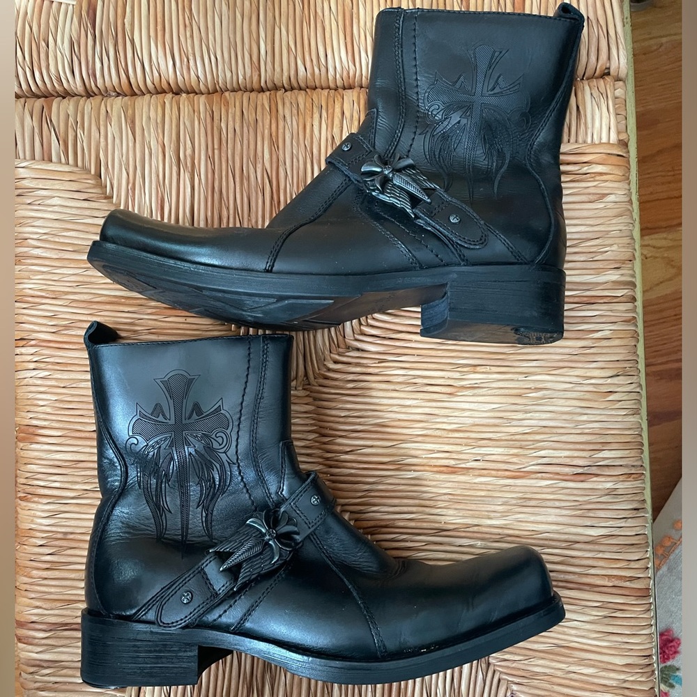 MARK NASON Coolest Black Leather Biker Moto Ankle Boots Cross Studded Skulls 8 - Picture 8 of 15
